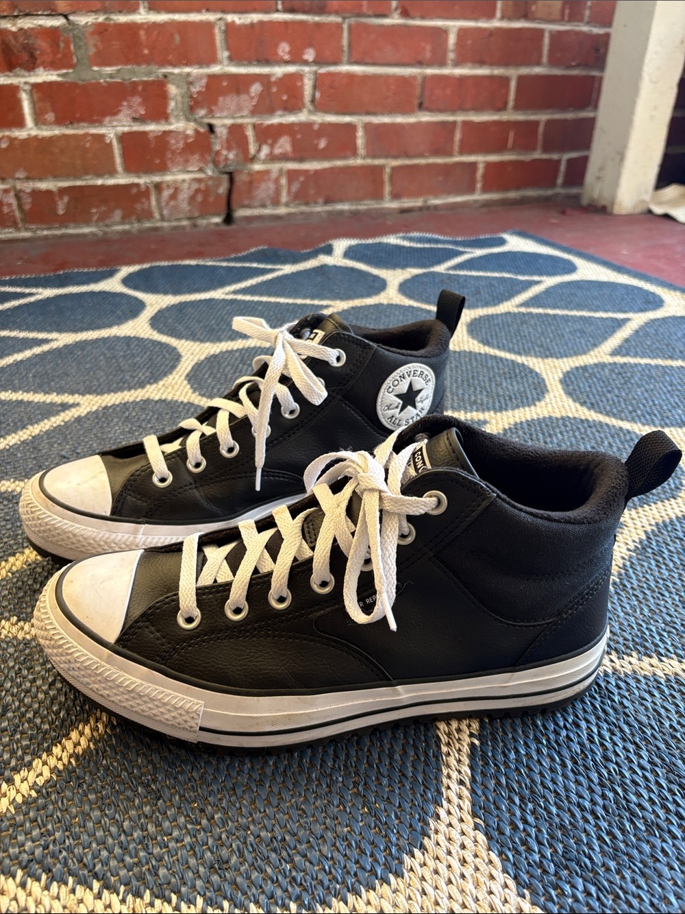 Converse Chucks All Stars leather water repellent sneakers